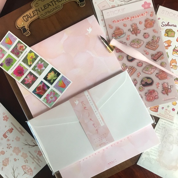 Meet Your Posh Ambassador, Amanda - Picture 3 of 9